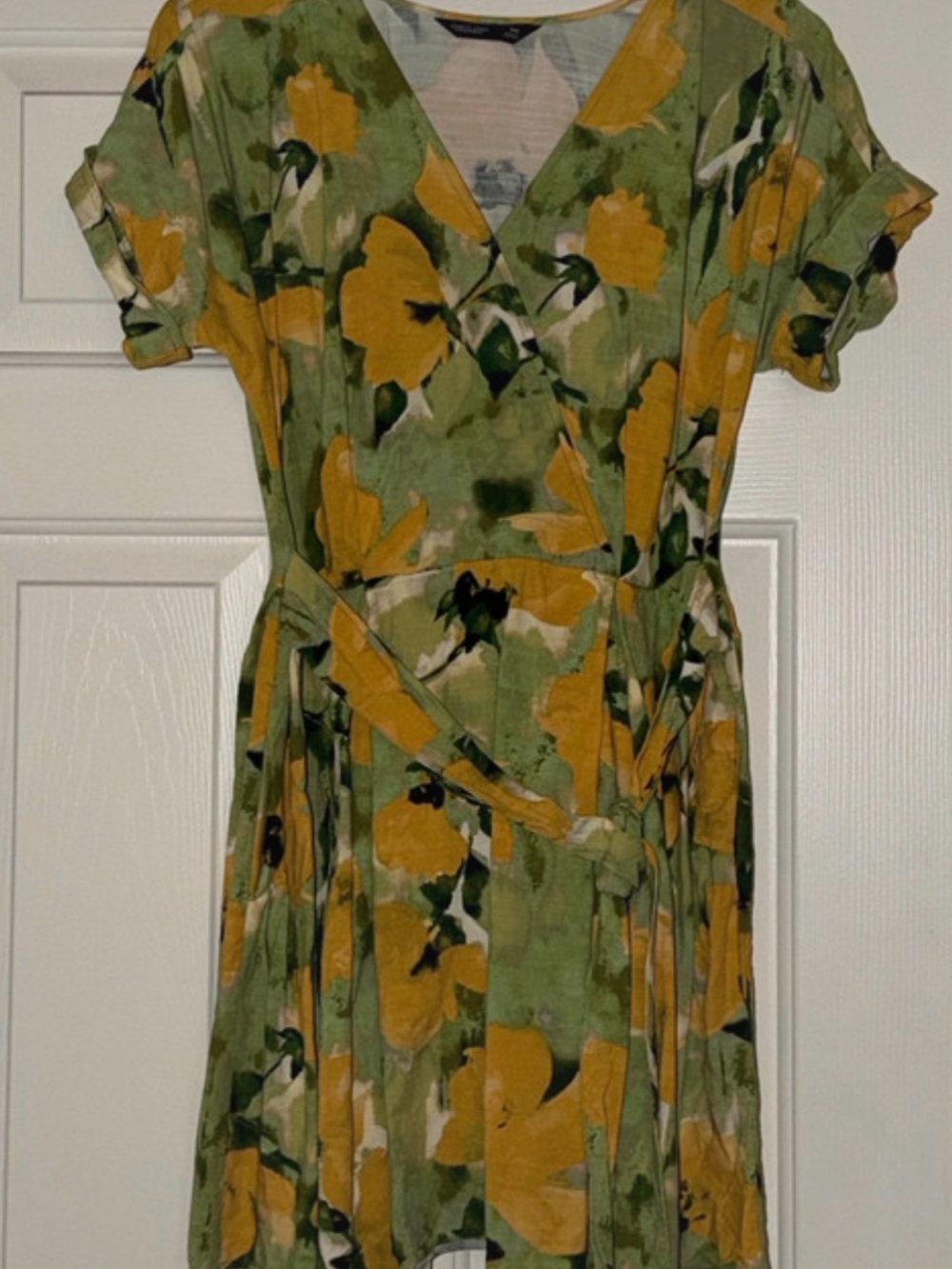 Simply Vera Vera Wang Green and Yellow Floral Wrap Midi Dress